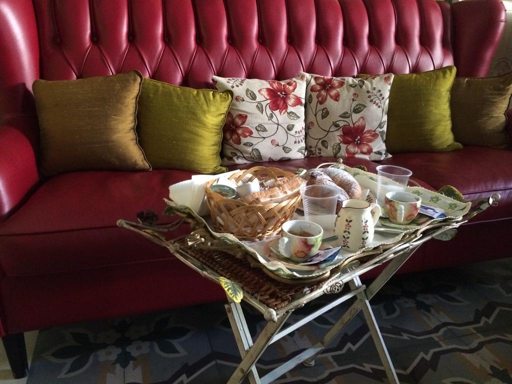 Suite Carducci B&B - Residence 鲁蒂利亚诺 外观 照片